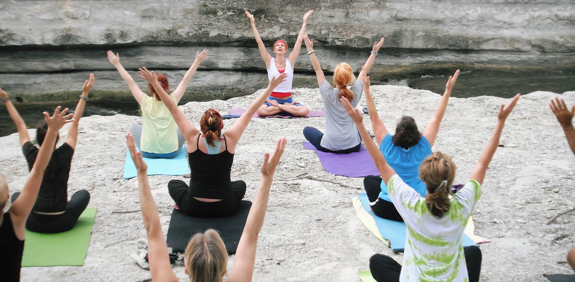 yoga class on cliff